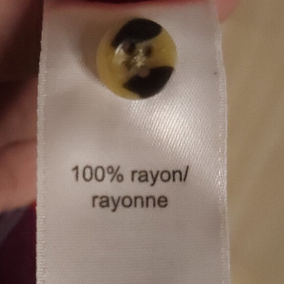 Maurices Womens Plus Red Plaid Flowy Button Down Top 2X - Picture 5 of 6